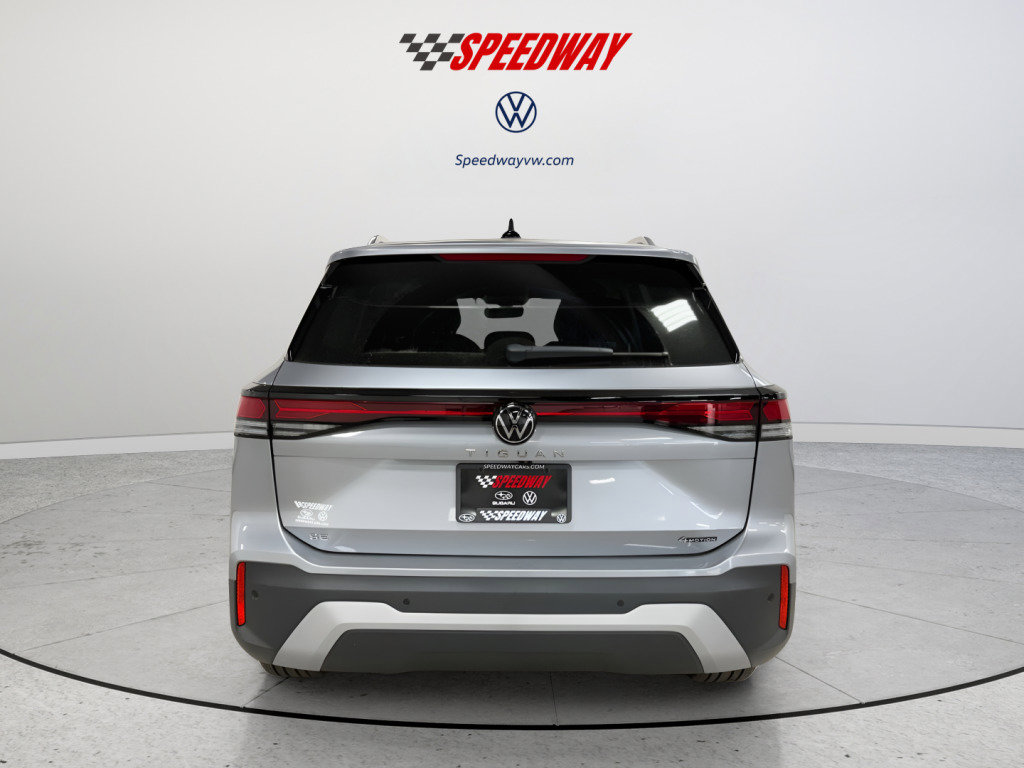 New 2025 Volkswagen Tiguan SE image 6