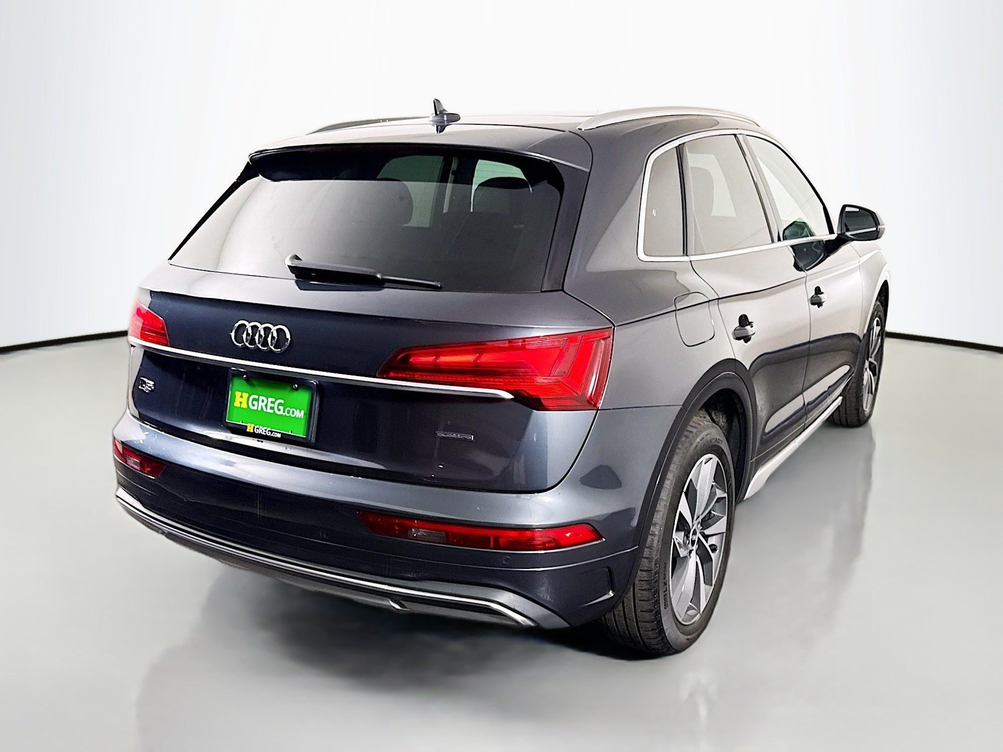 Used 2021 Audi Q5 2.0T Premium Plus w/ Premium Plus Package AWD/4WD image 10