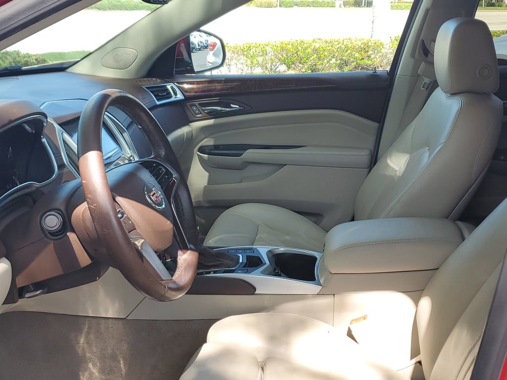 Used 2016 Cadillac SRX Luxury w/ Driver Awareness Package image 21