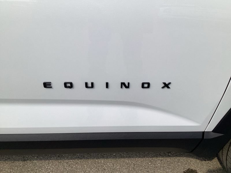 New 2027 Chevrolet Equinox RS AWD/4WD image 10