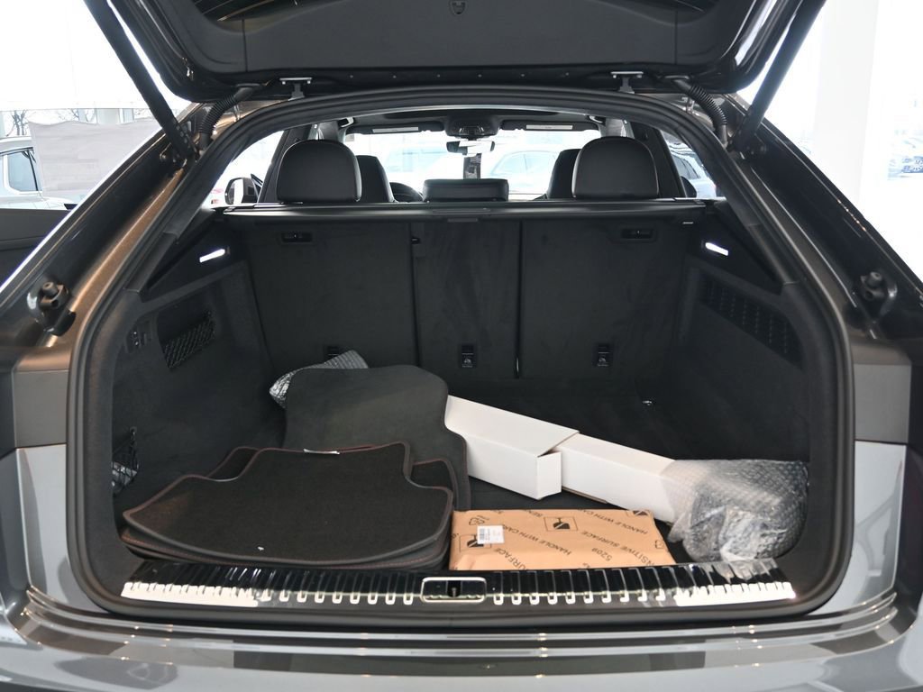 New 2026 Audi RS Q8 performance image 18