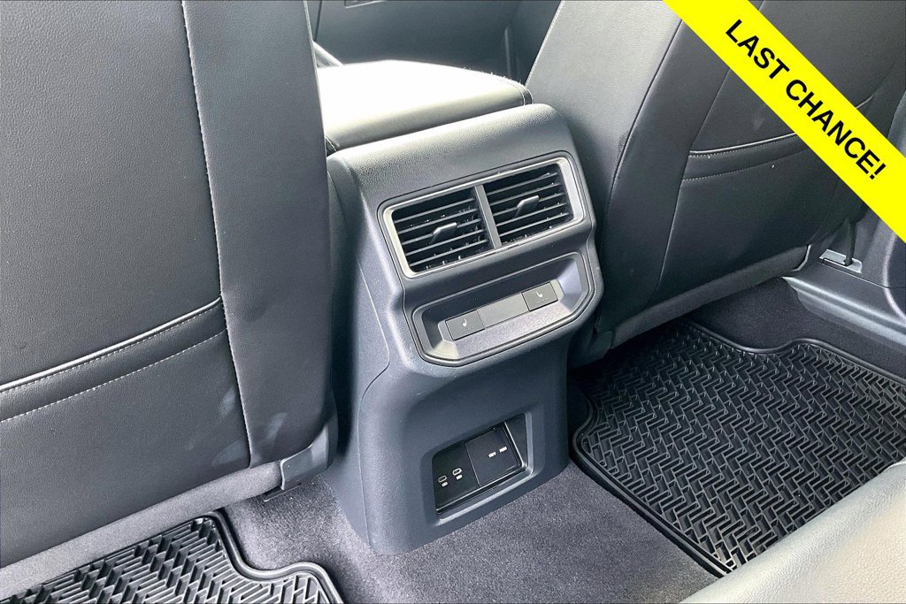Used 2024 Volkswagen Atlas Cross Sport SEL Premium R-Line AWD/4WD image 33