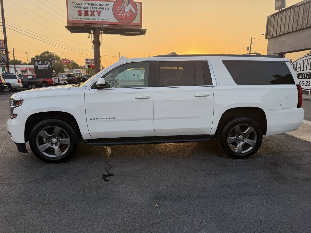 Used 2017 Chevrolet Suburban LT AWD/4WD image 2