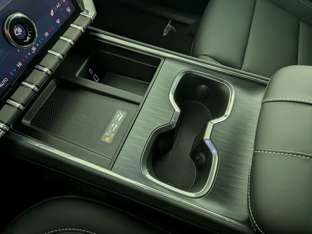 New 2026 GMC Acadia Elevation image 27