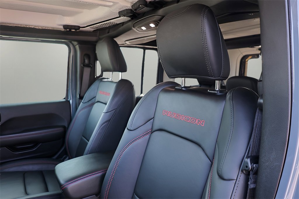 Used 2025 Jeep Wrangler Unlimited Rubicon image 10