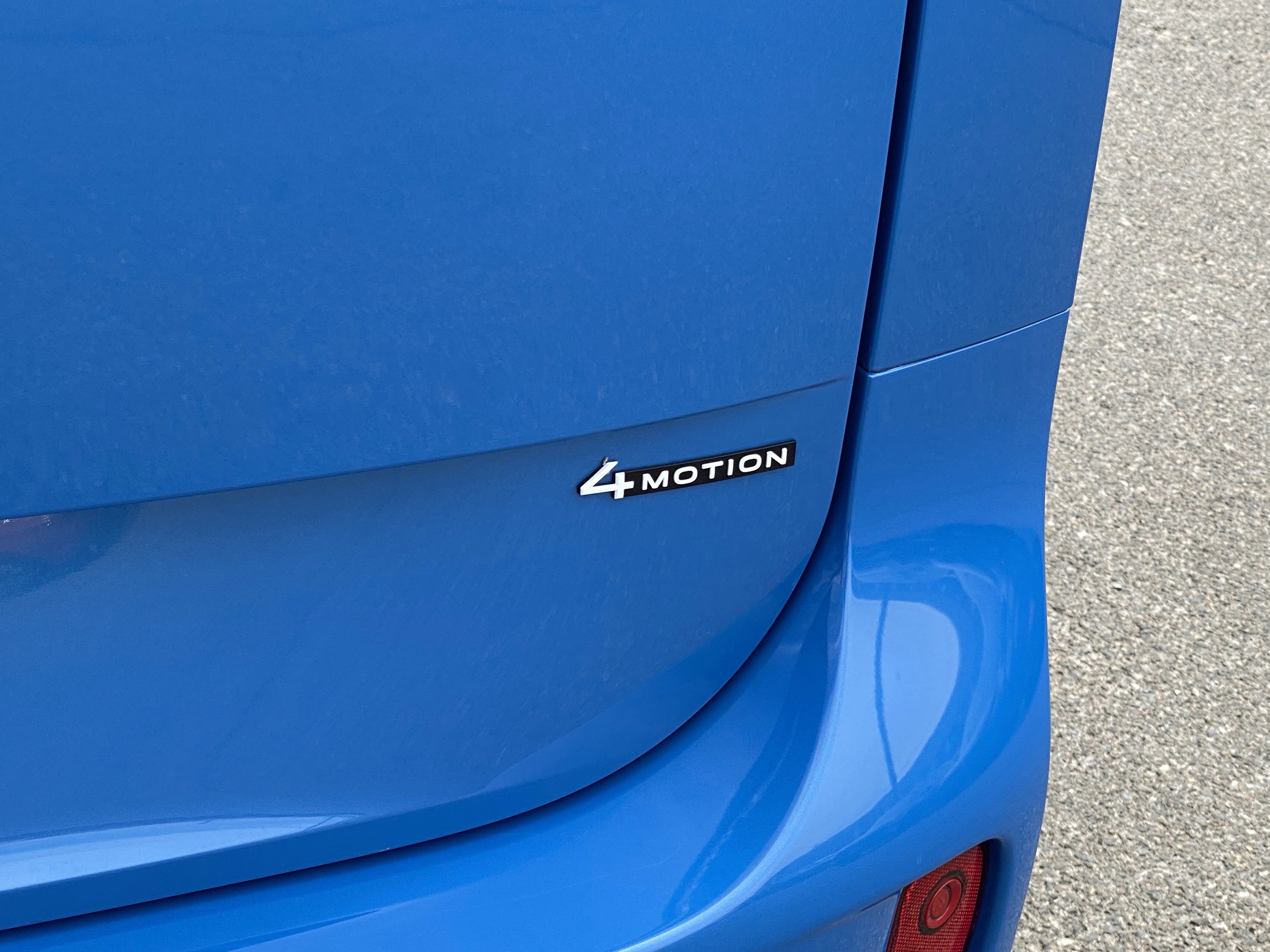Used 2025 Volkswagen ID. Buzz 1st Edition AWD/4WD image 21