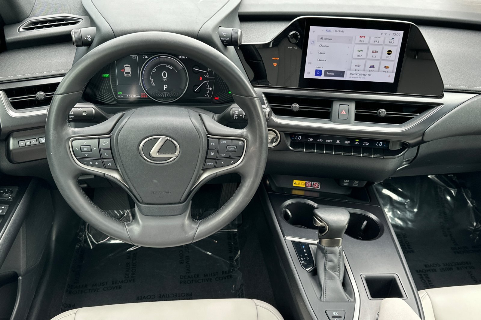 Used 2024 Lexus UX 250h FWD image 30