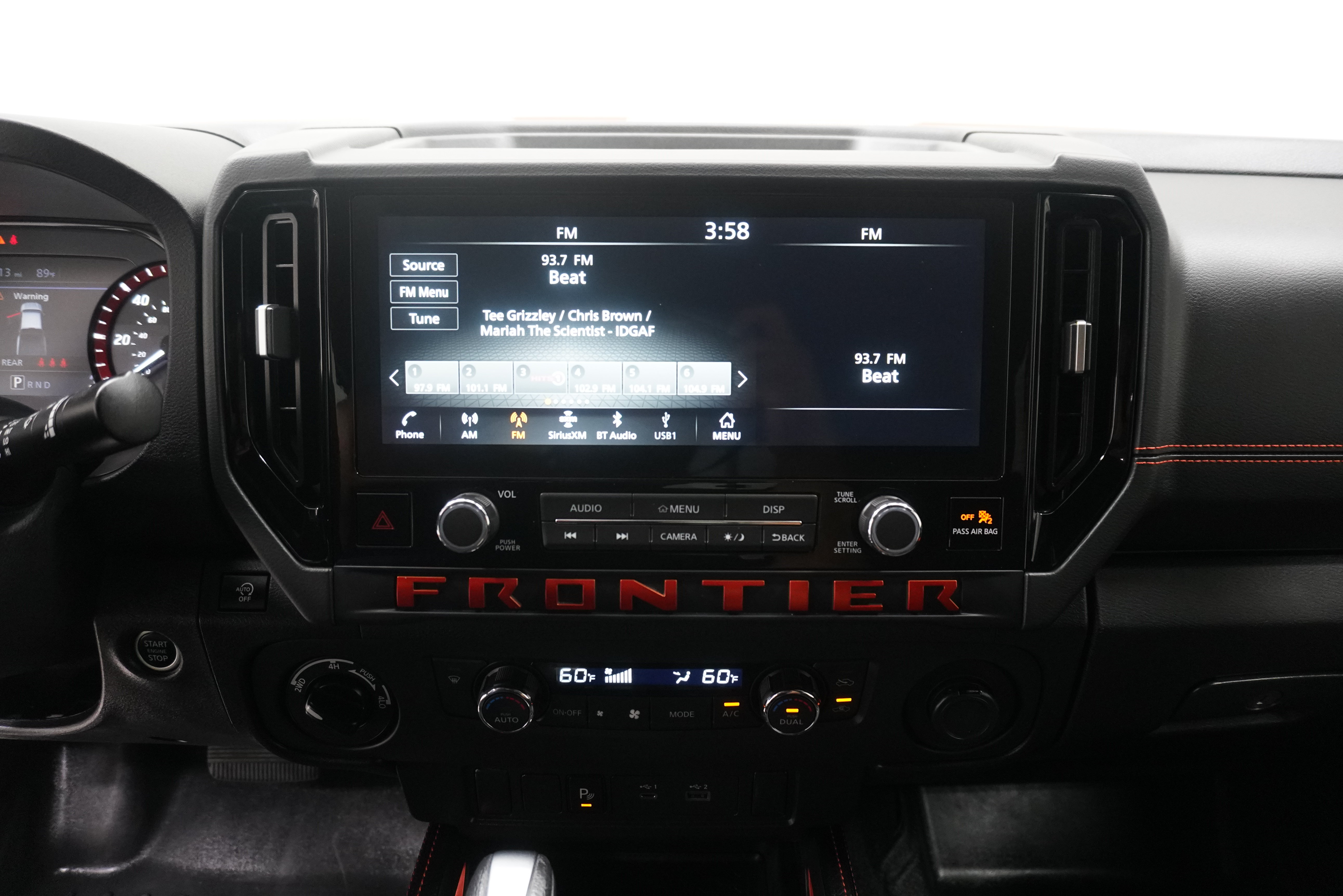 Used 2025 Nissan Frontier PRO-4X w/ Tow Package AWD/4WD image 18