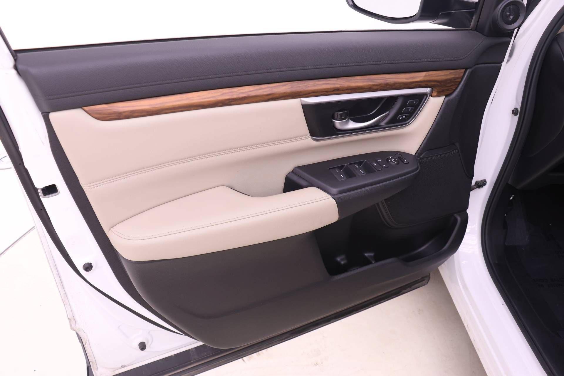 Certified 2021 Honda CR-V Touring image 9