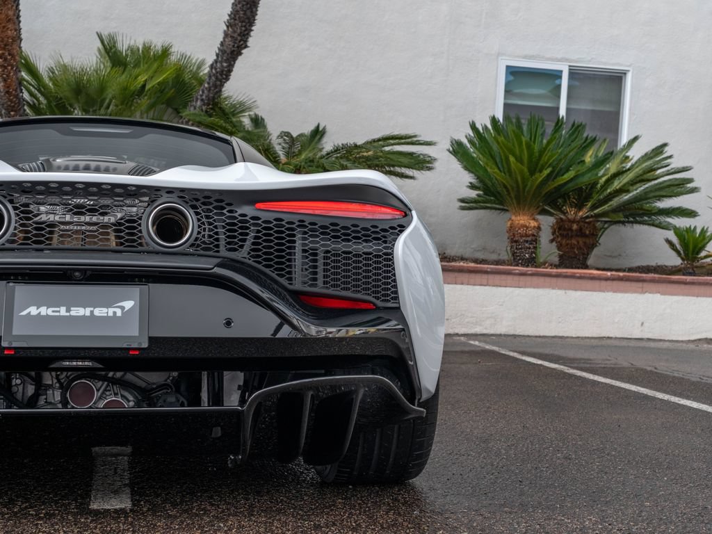 New 2026 McLaren Artura RWD image 30
