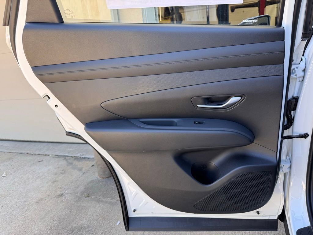 New 2026 Hyundai Tucson SE image 19