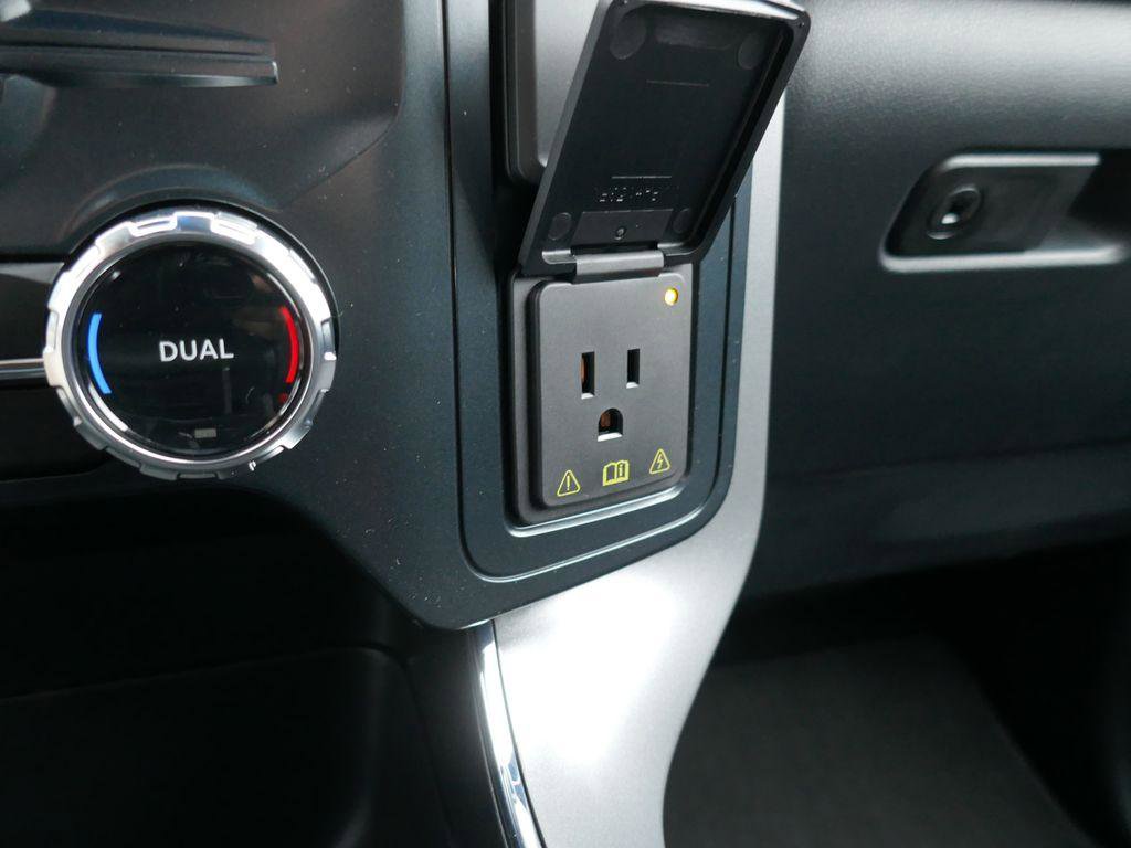 New 2026 Ford F150 XLT image 24