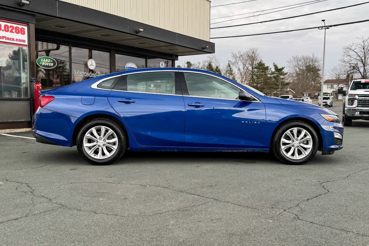 Used 2023 Chevrolet Malibu LT w/ Driver Confidence Package image 3