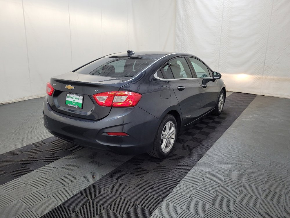 Used 2017 Chevrolet Cruze LT w/ Convenience Package FWD image 9