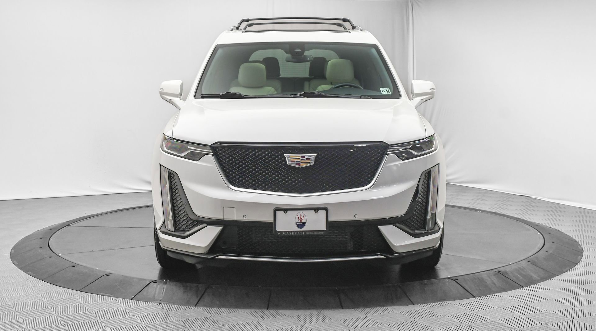 Used 2021 Cadillac XT6 Sport image 2