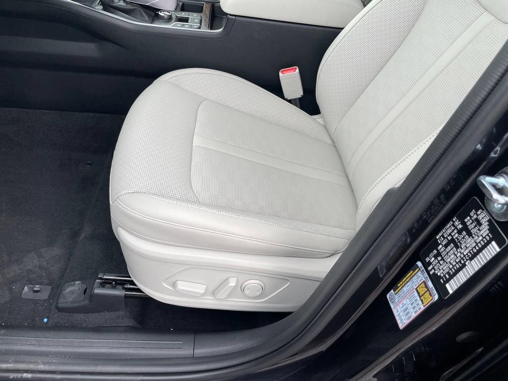 New 2026 Kia Sorento S w/ S Panoramic Sunroof Package FWD image 10