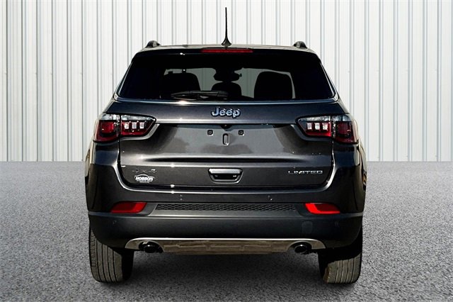 Certified 2023 Jeep Compass Limited image 4