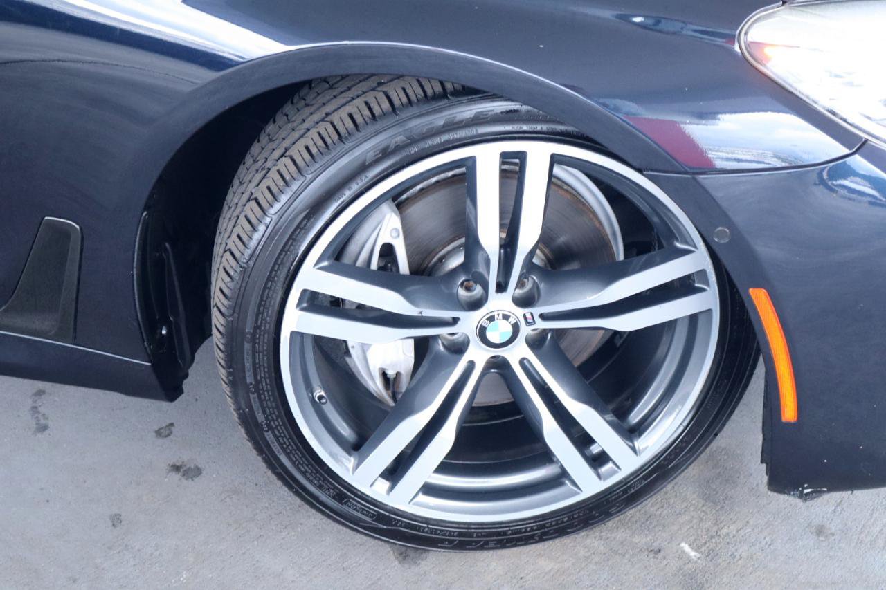 Used 2017 BMW 740i RWD image 3