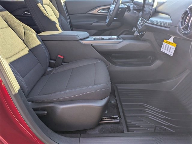 New 2026 Chevrolet Equinox EV LT image 37