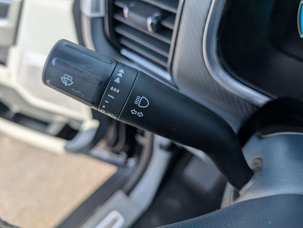 Used 2023 Ford F150 Limited image 32