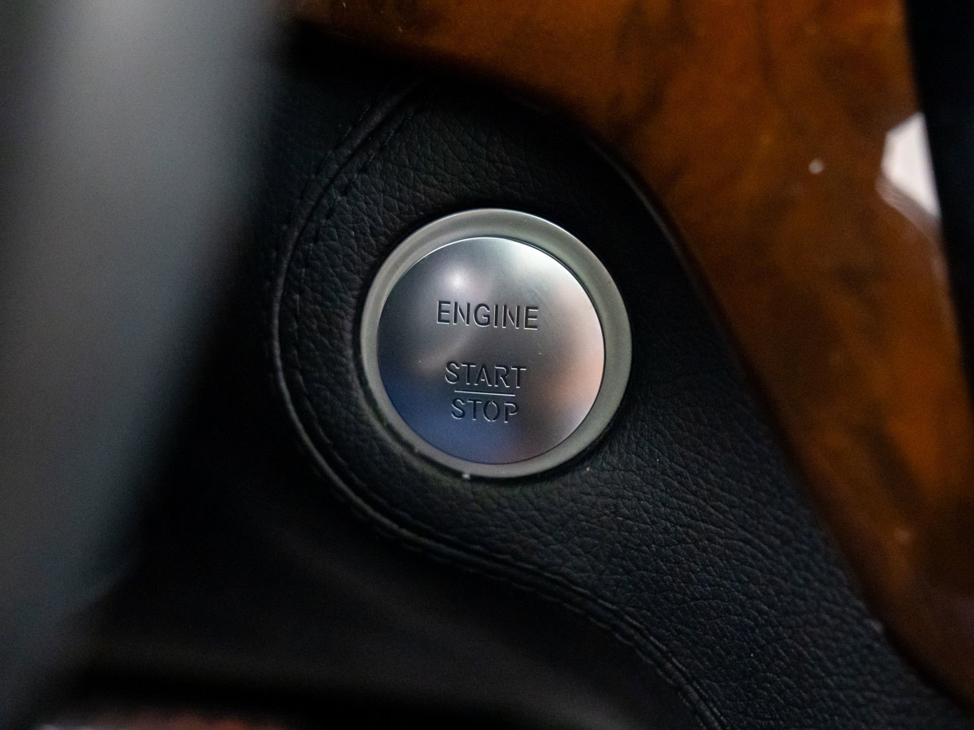 Used 2017 Mercedes-Benz GLE 400 4MATIC image 24