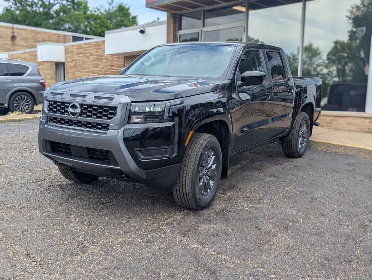 New 2026 Nissan Frontier SV w/ Tow Package AWD/4WD image 2