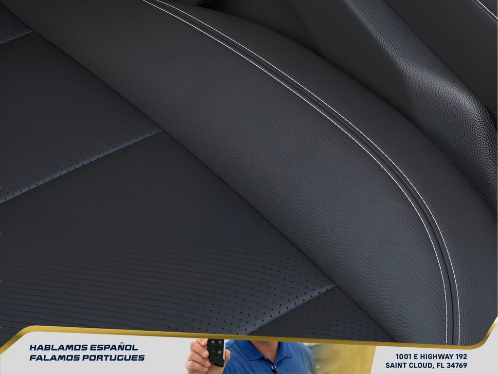 New 2026 Chevrolet Traverse LT w/ Midnight/Sport Edition FWD image 9