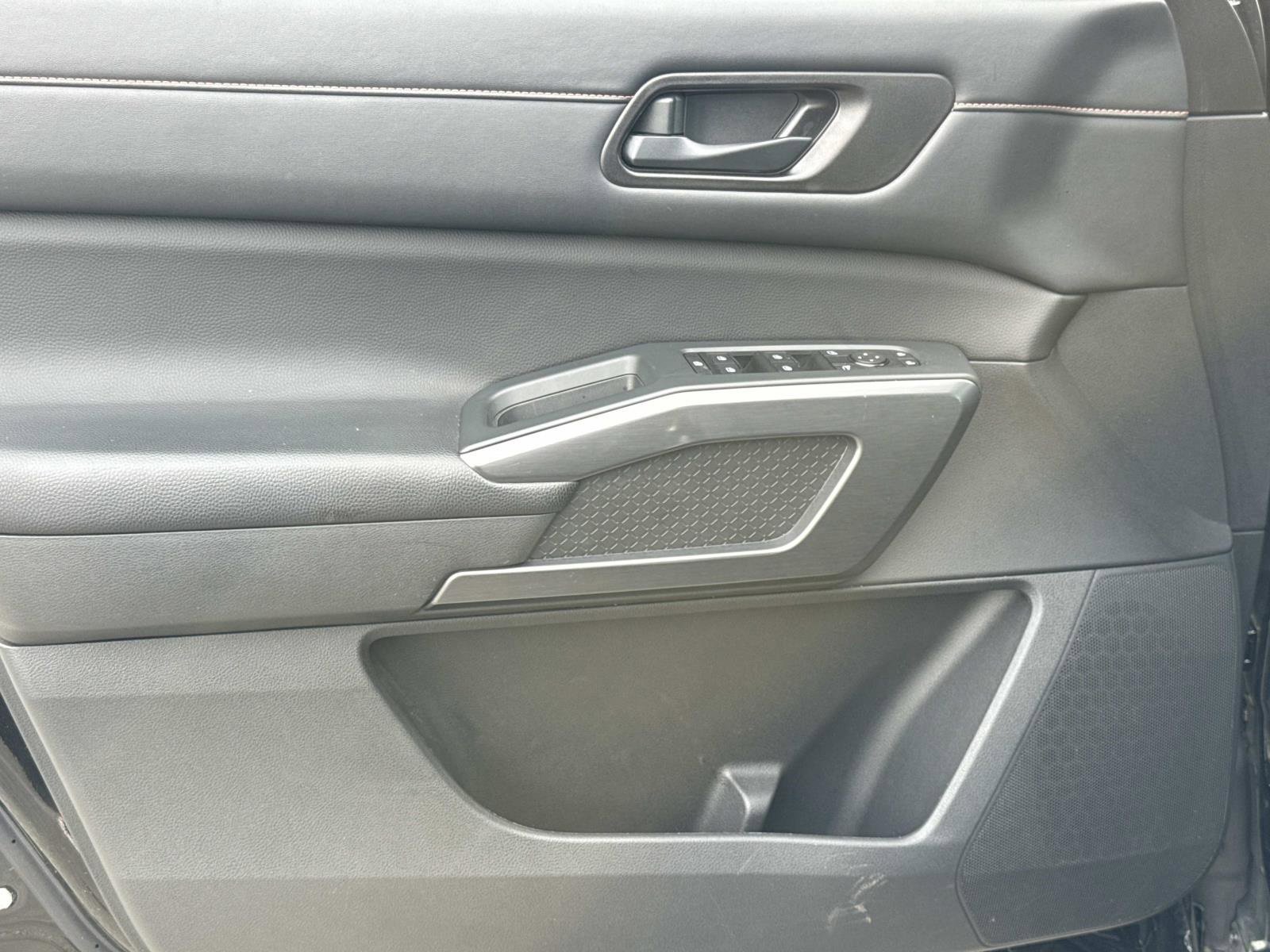 Used 2023 Nissan Pathfinder Rock Creek image 23