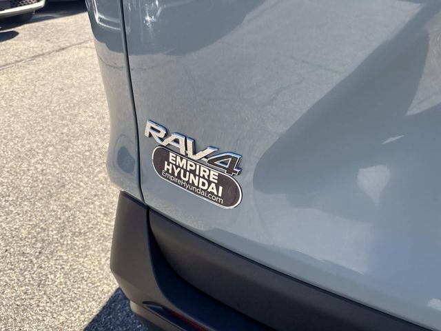 Used 2023 Toyota RAV4 XLE image 7