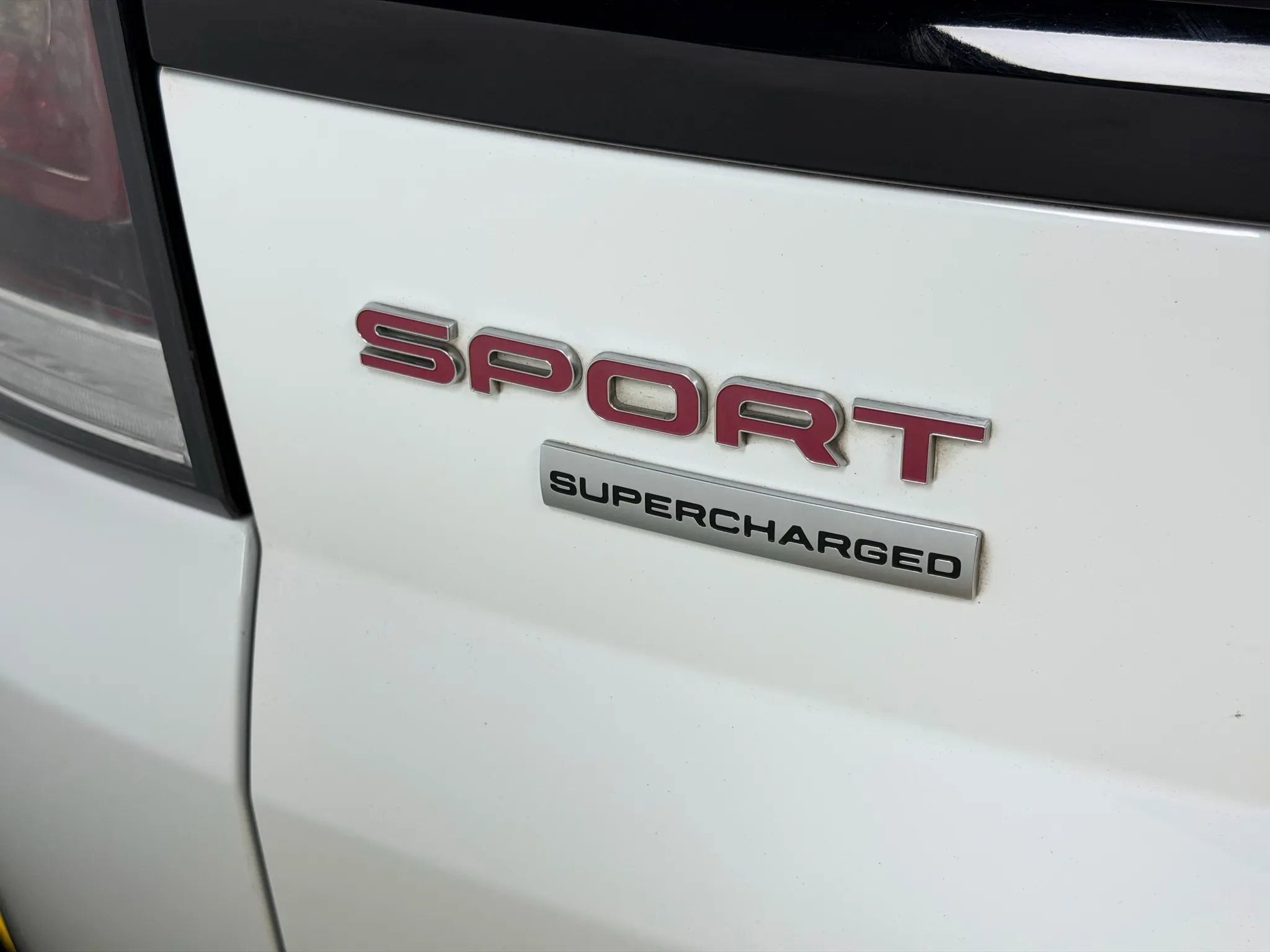 Used 2014 Land Rover Range Rover Sport Supercharged image 8