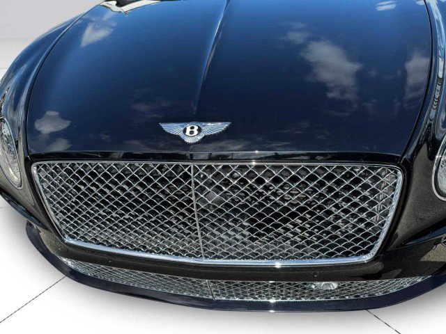Used 2022 Bentley Continental GT image 21