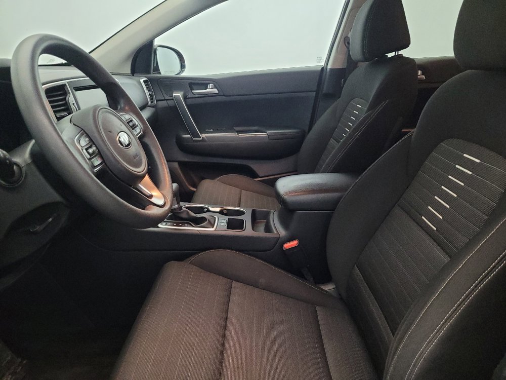 Used 2018 Kia Sportage LX w/ LX Technology Package FWD image 17