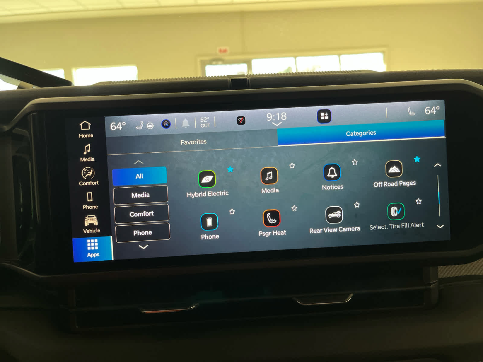 Used 2025 Jeep Wrangler Sahara image 37