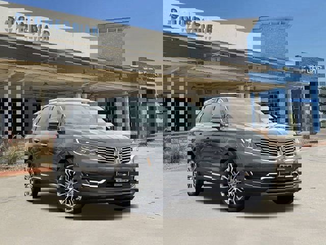 Used 2018 Lincoln MKX Reserve w/ Lincoln MKX Climate Package image 2