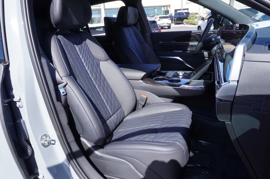 New 2026 Cadillac Escalade IQ Luxury 1 image 12