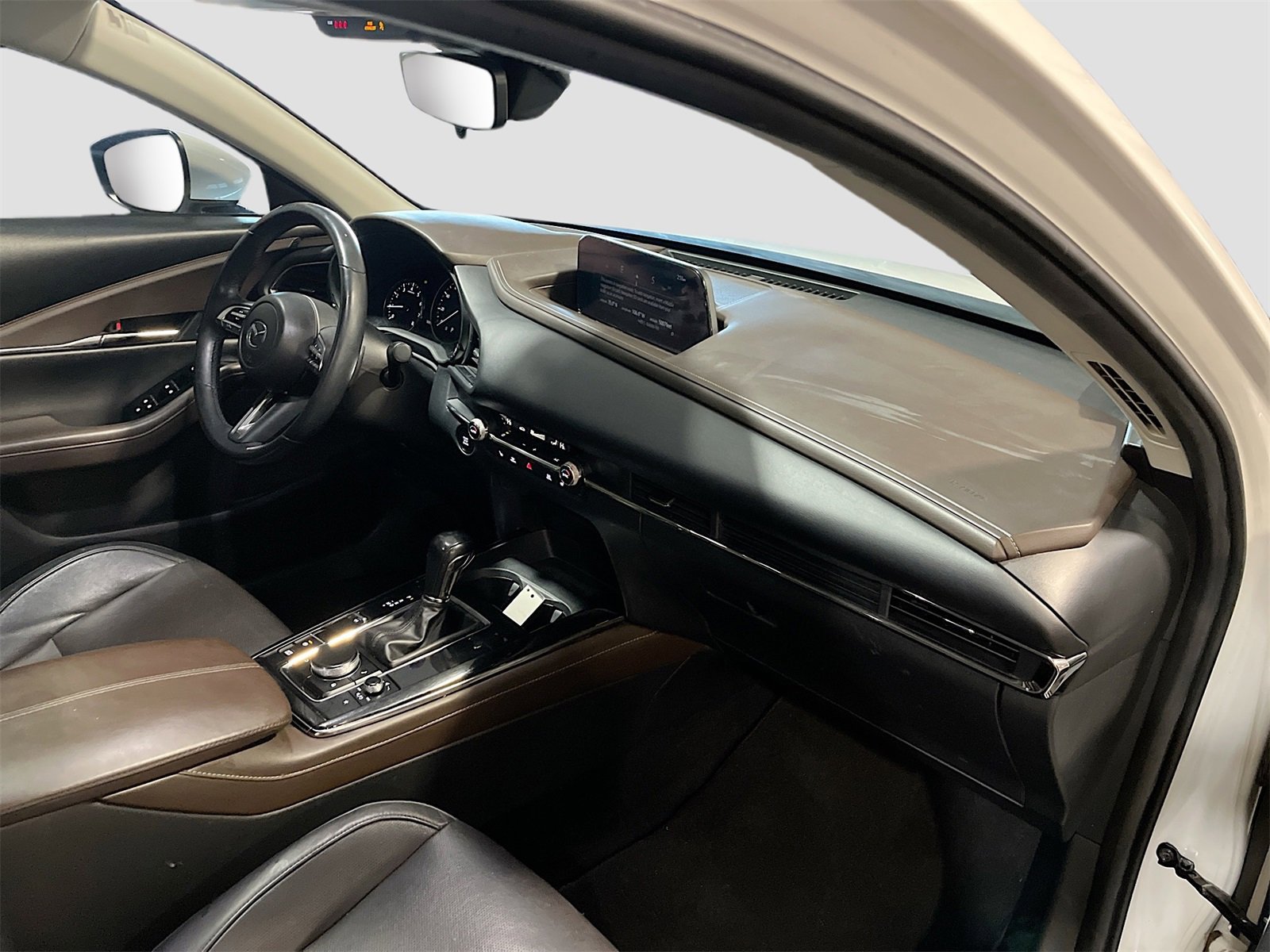 Used 2022 MAZDA CX-30 AWD 2.5 S w/ Premium Package image 31