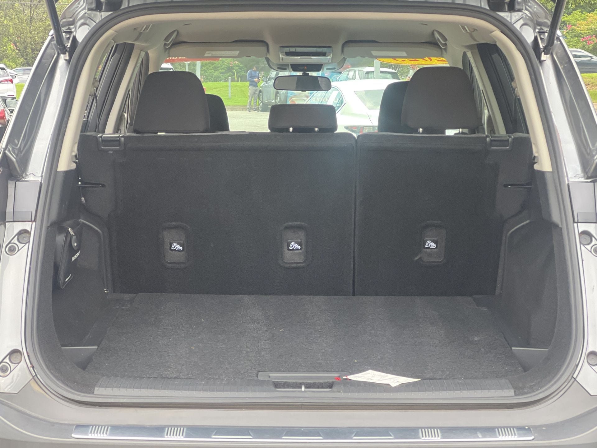Certified 2023 Nissan Rogue SV FWD image 20