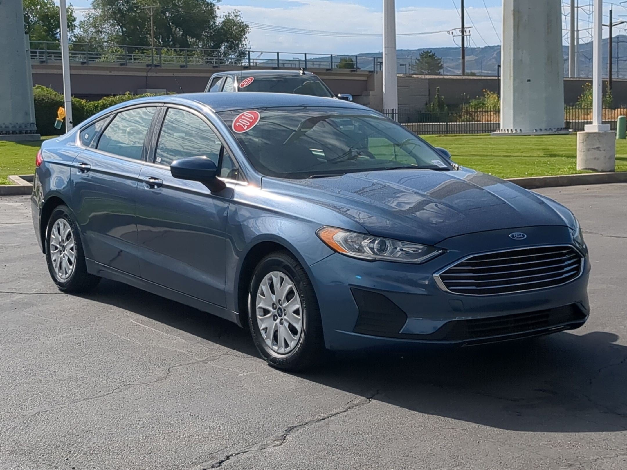 Used 2019 Ford Fusion S FWD image 8