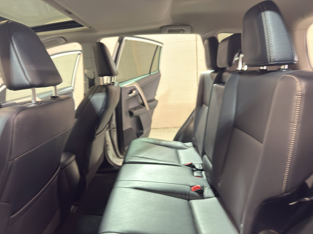 Used 2015 Toyota RAV4 Limited w/ Technology Package image 26