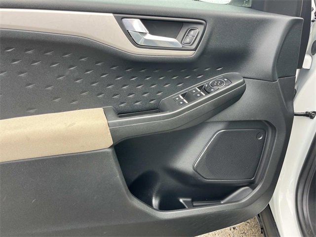 Certified 2020 Ford Escape SE image 25