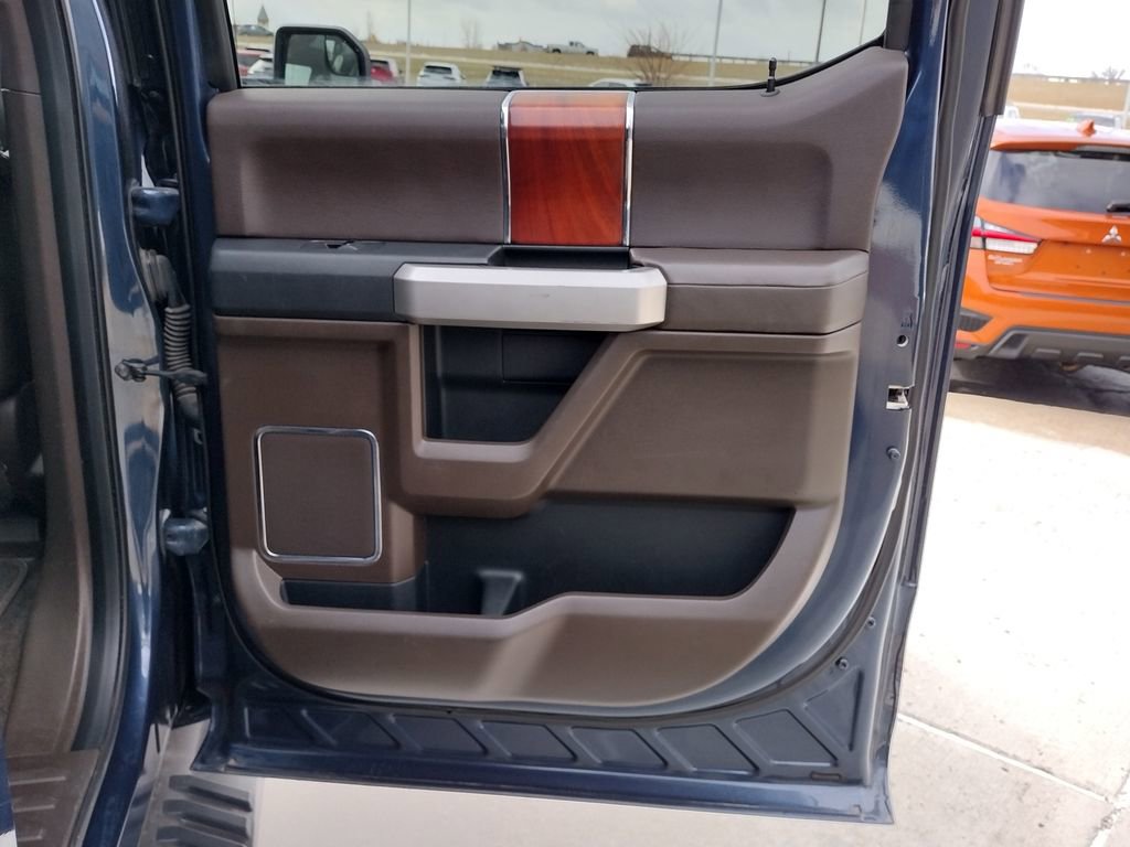 Used 2015 Ford F150 King Ranch image 23