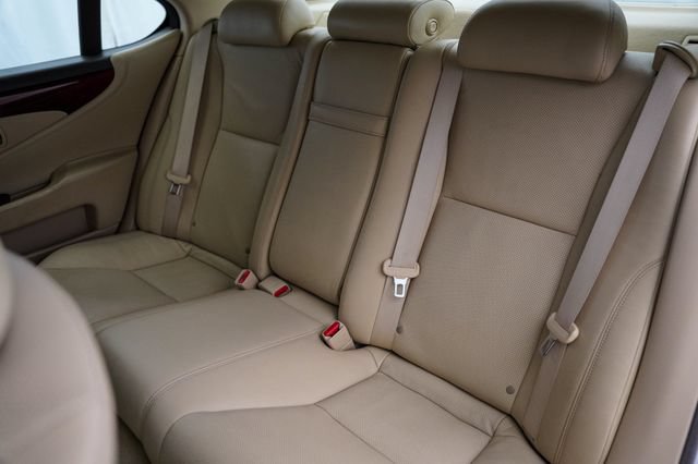 Used 2011 Lexus LS 460 AWD w/ Comfort Pkg image 25