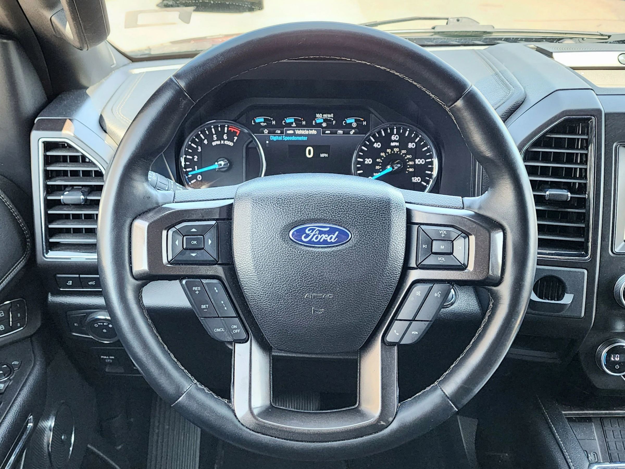 Used 2021 Ford Expedition Limited image 19