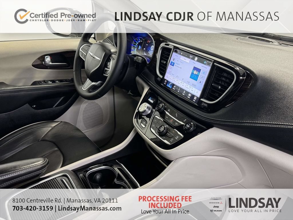 Used 2023 Chrysler Pacifica Limited FWD image 12