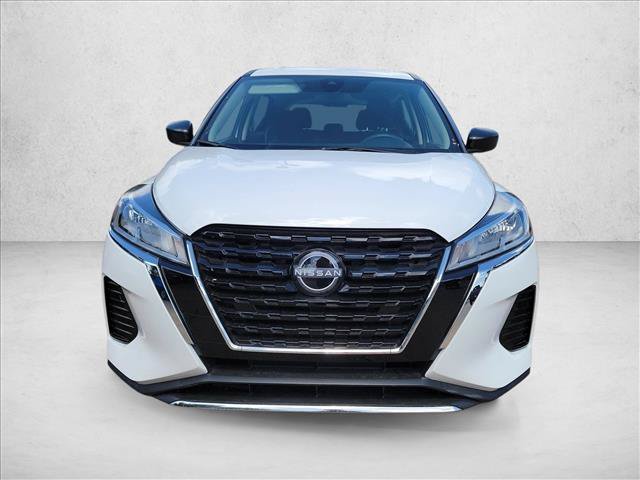 Used 2023 Nissan Kicks S FWD image 2