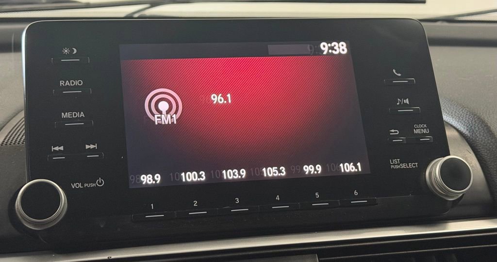 Used 2018 Honda Accord LX image 18