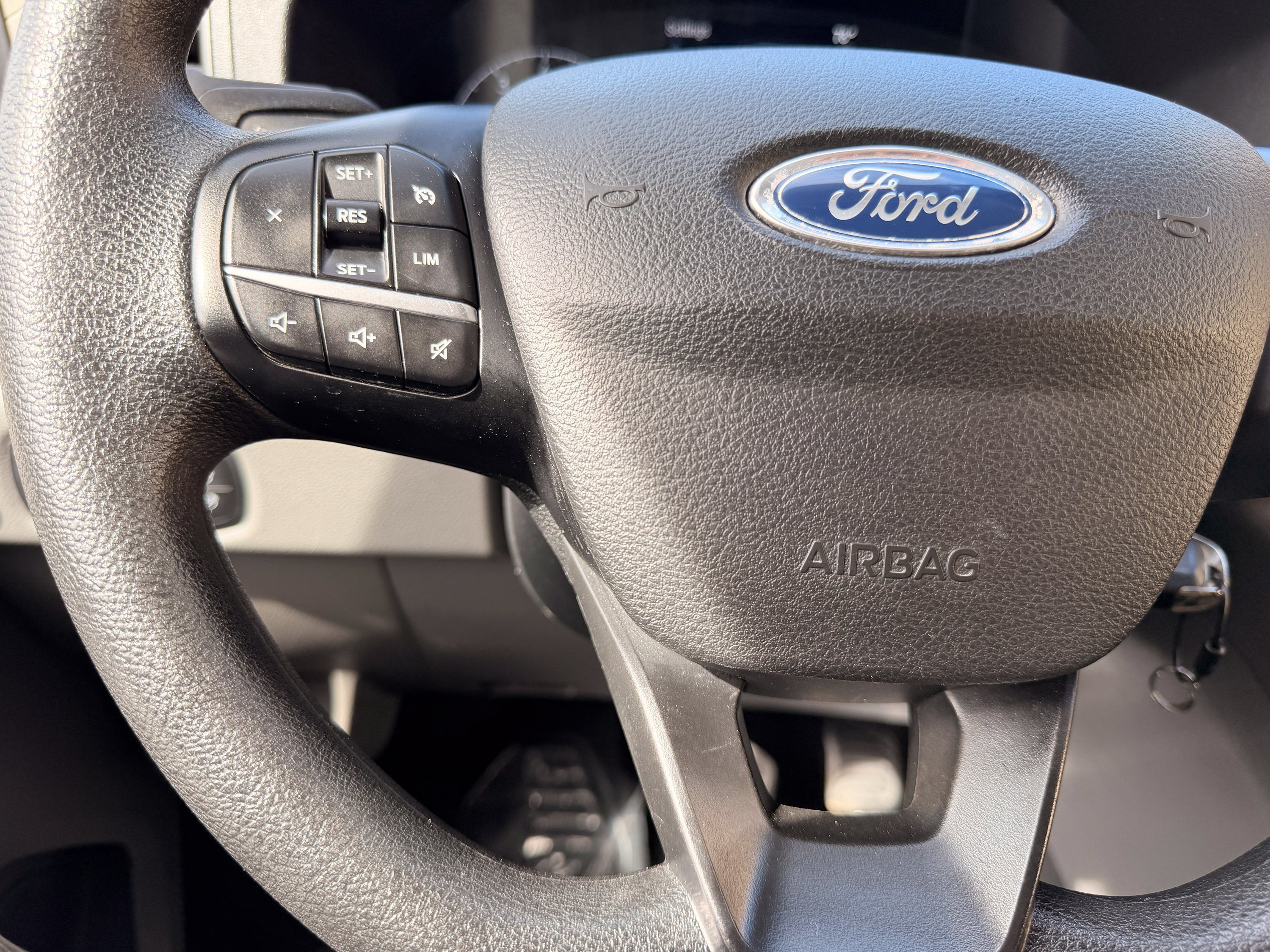 Used 2023 Ford Transit 350 XLT RWD image 33