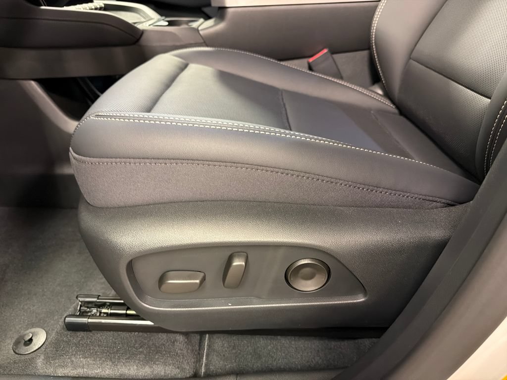 New 2027 GMC Terrain Elevation w/ Elevation Premium Package FWD image 20