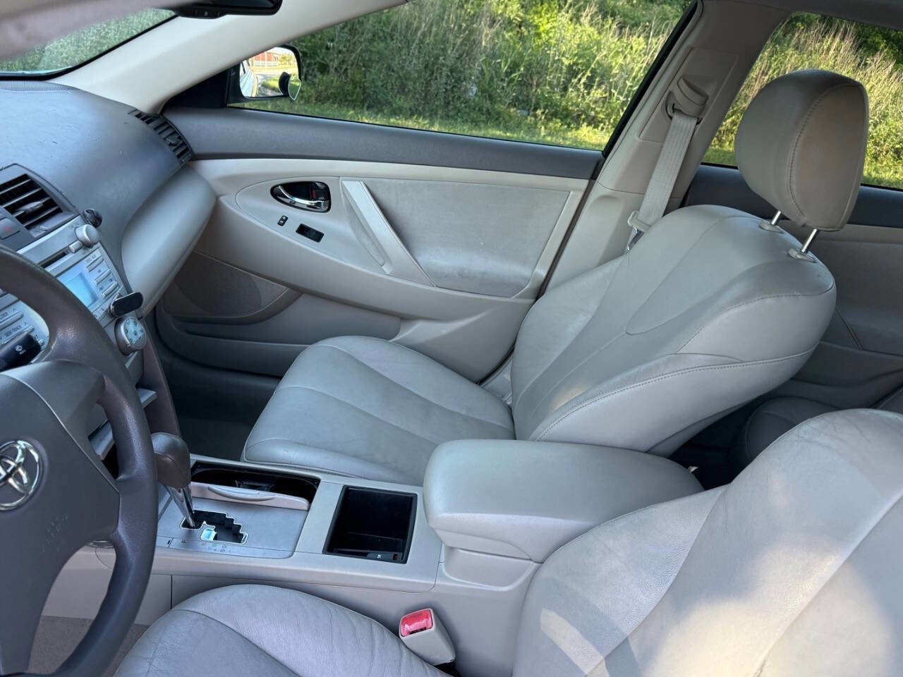 Used 2007 Toyota Camry XLE FWD image 13