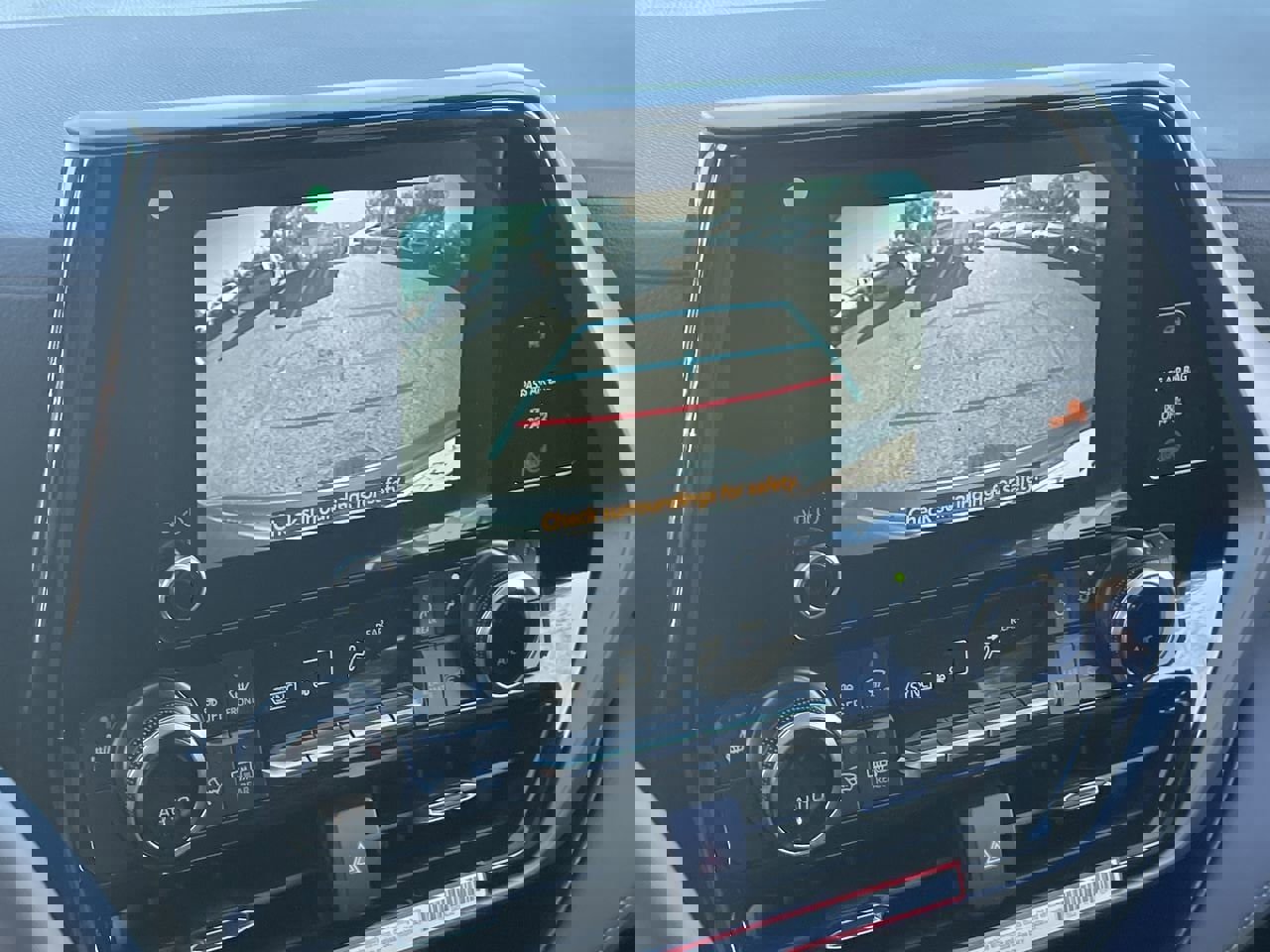 New 2026 Toyota Highlander XLE image 15